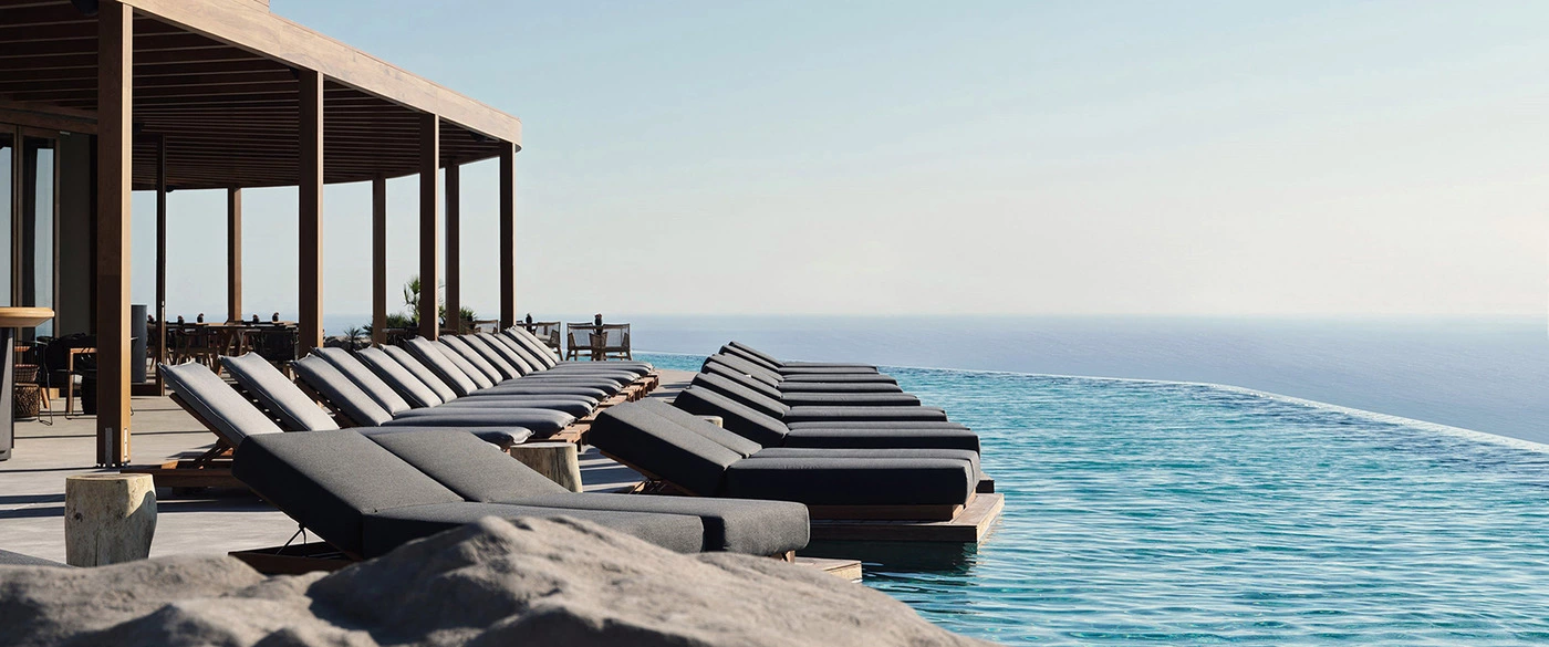 Accessiq Vimar referenscase Magma Resort Santorini